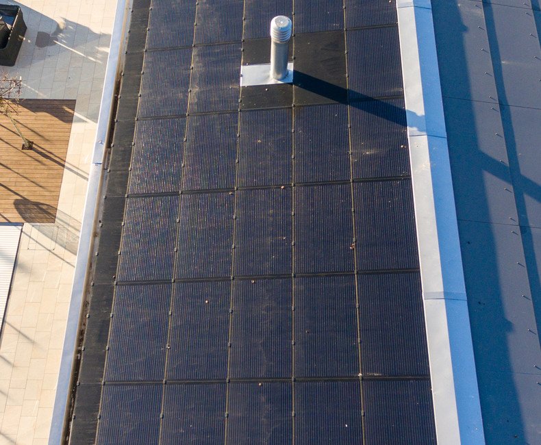 Indach Photovoltaikanlage Hildisrieden | © Sigmatic AG Sursee